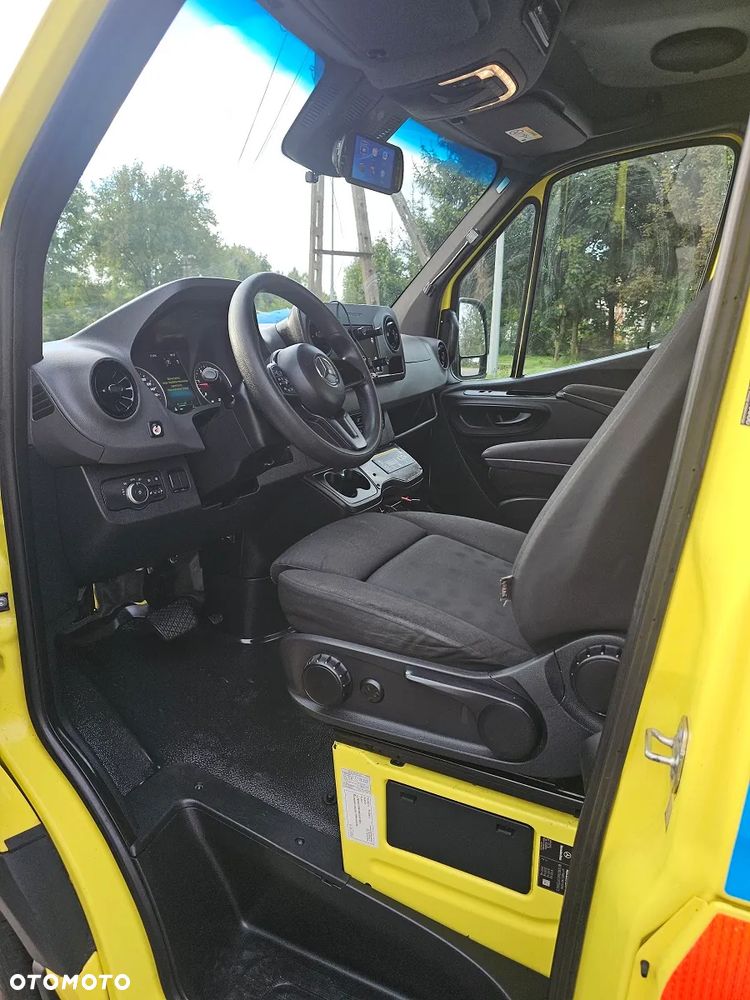 Mercedes-Benz Sprinter 419 CDI Ambulans Karetka - 18