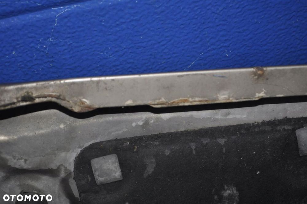 ASCONA C MASKA POKRYWA KOMORY SILNIKA WYGŁUSZENIE - 2