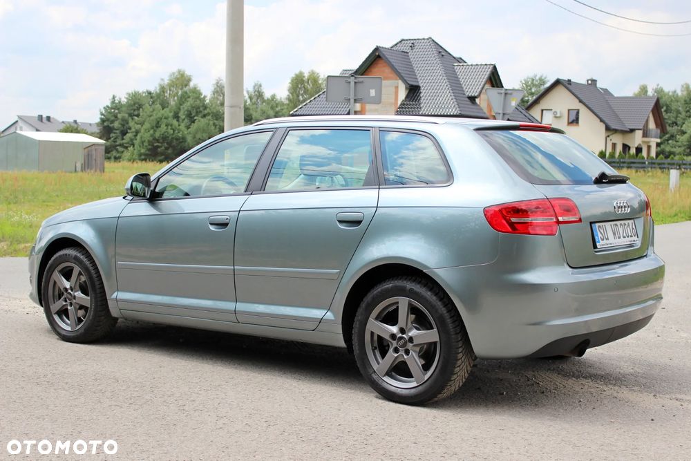 Audi A3 Sportback 1.6 Attraction - 8