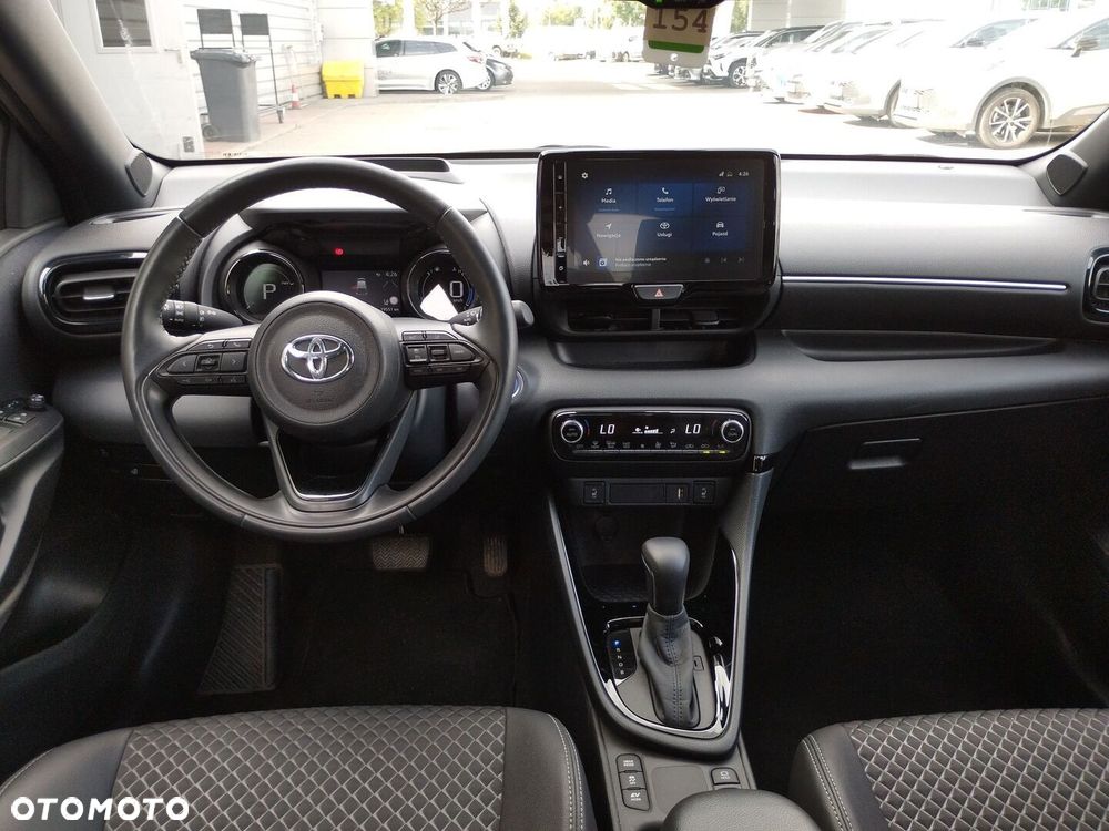 Toyota Yaris - 2