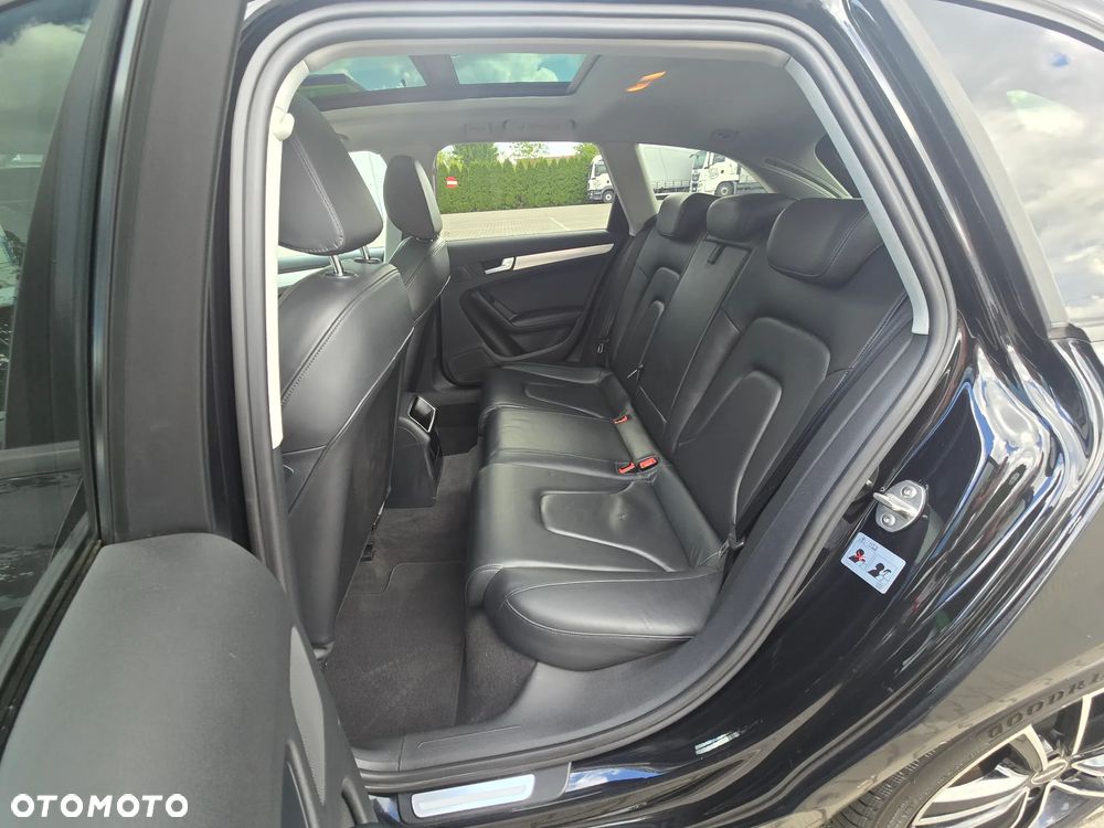 Audi A4 ver-1-8-tfsi-s-line-sportpaket-plus- - 13