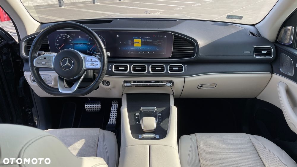 Mercedes-Benz GLS - 18