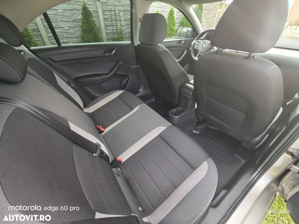 Skoda RAPID 1.2 TSI Ambition - 9