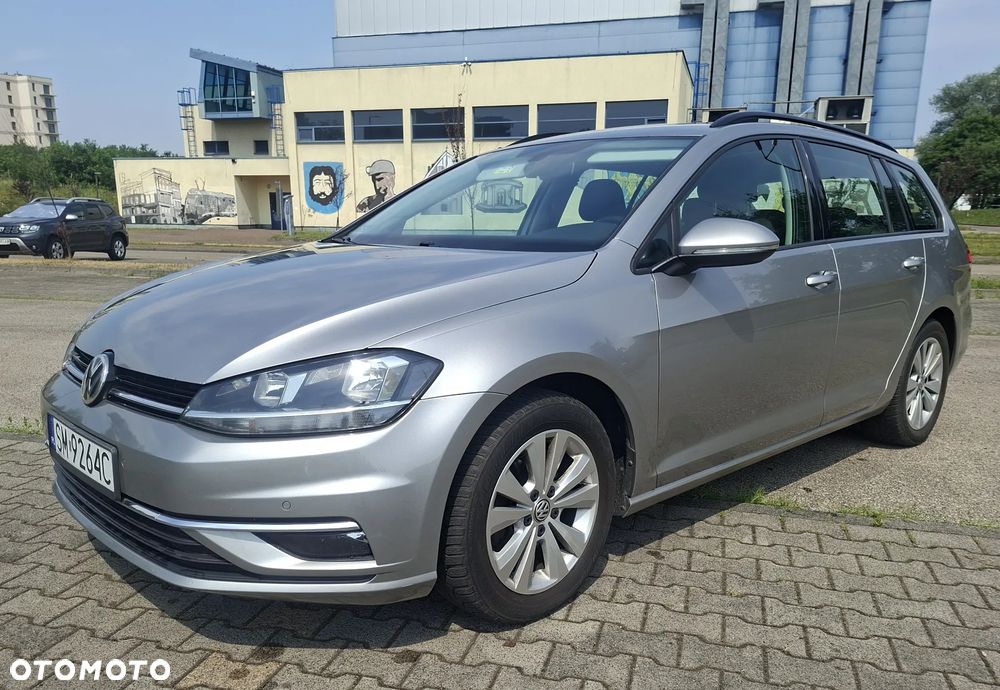Volkswagen Golf 1.6 TDI BMT Comfortline - 1