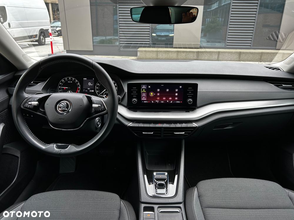 Skoda Octavia 2.0 TDI Ambition DSG - 24