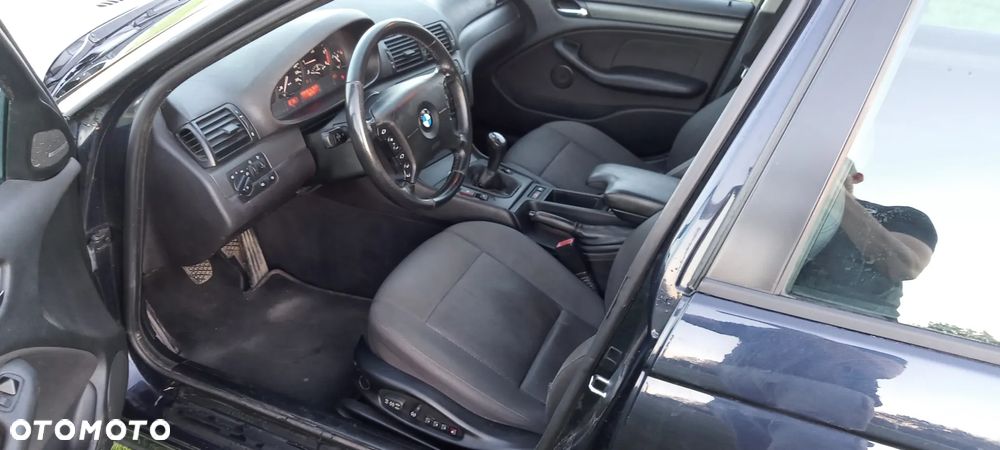 BMW Seria 3 320d - 14