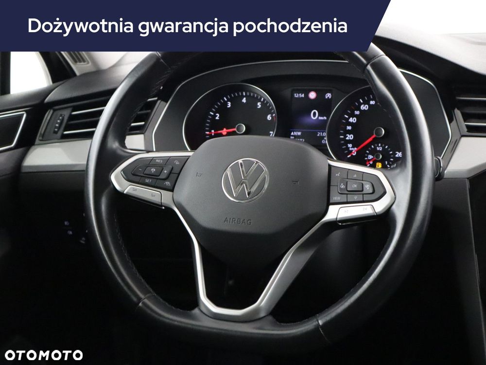 Volkswagen Passat Variant - 17