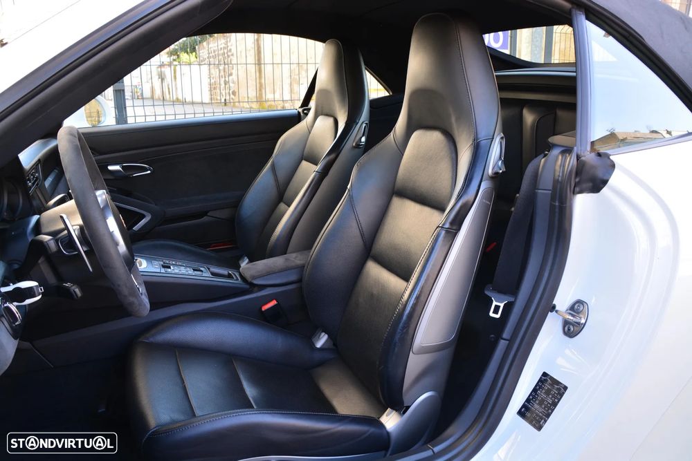 Porsche 911 (991) Carrera 2 GTS PDK - 41