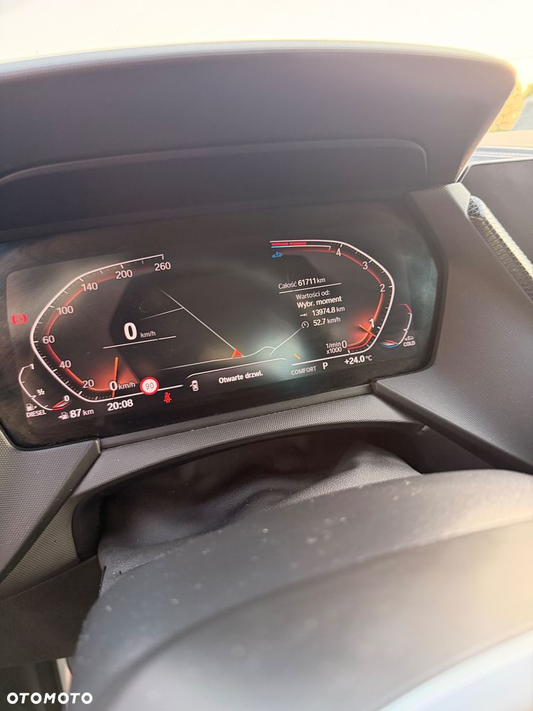 BMW Seria 2 220d xDrive Edition Colorvision - 27