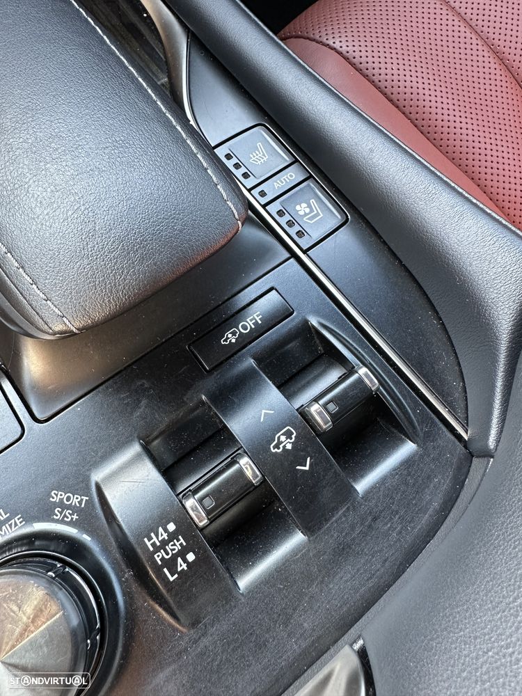 Lexus LX 450 - 29