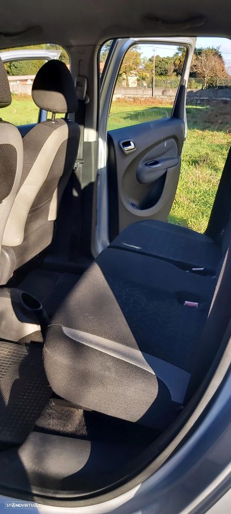 Citroën C3 Picasso 1.6 HDi Confort Airdream - 28