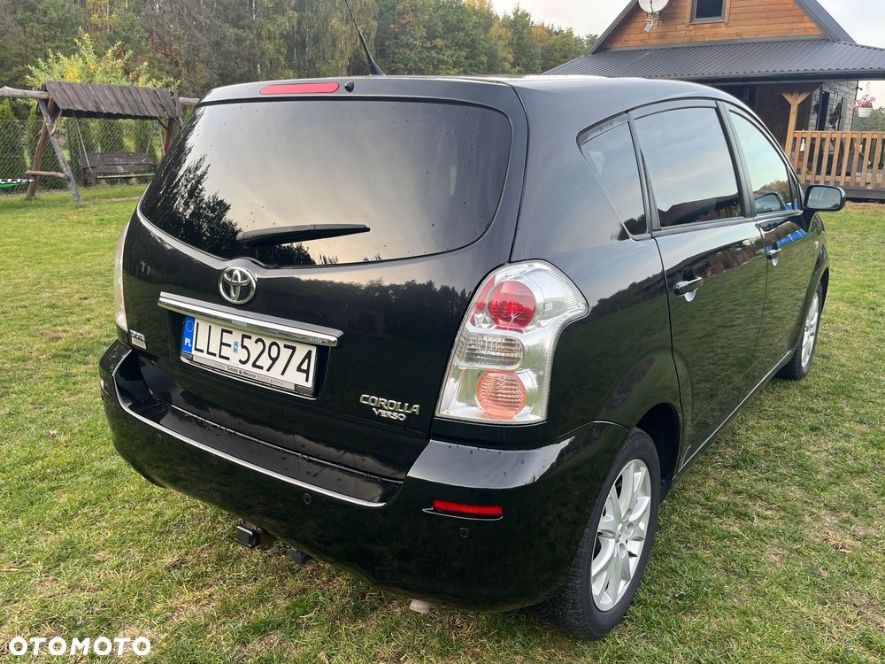 Toyota Corolla Verso - 9