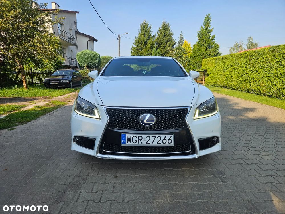 Lexus LS 600h F Sport - 5