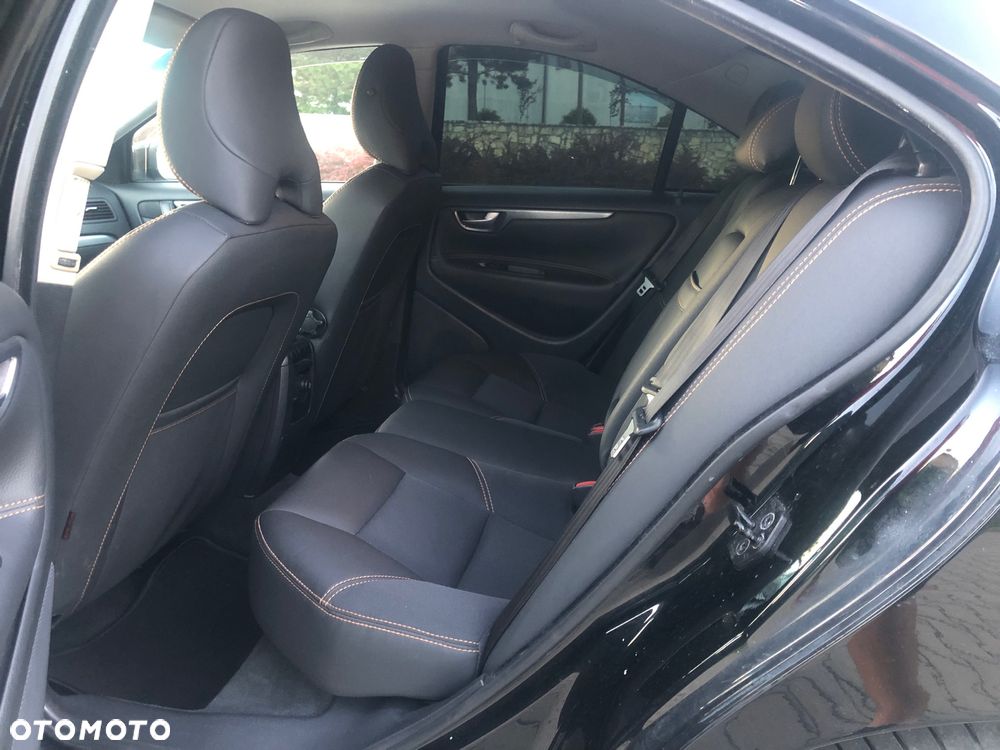 Volvo S60 2.4 Edition - 23