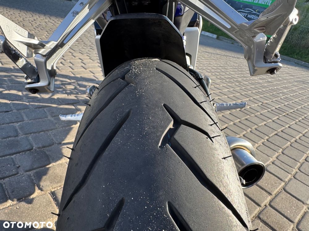 Yamaha YZF - 12