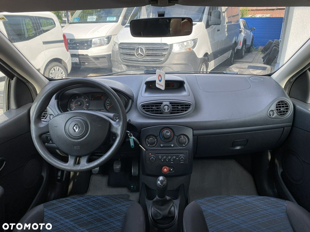 Renault Clio - 12