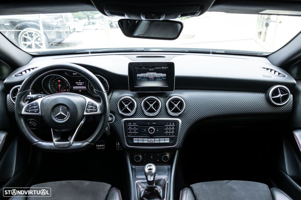 Mercedes-Benz A 180 d AMG Line - 16