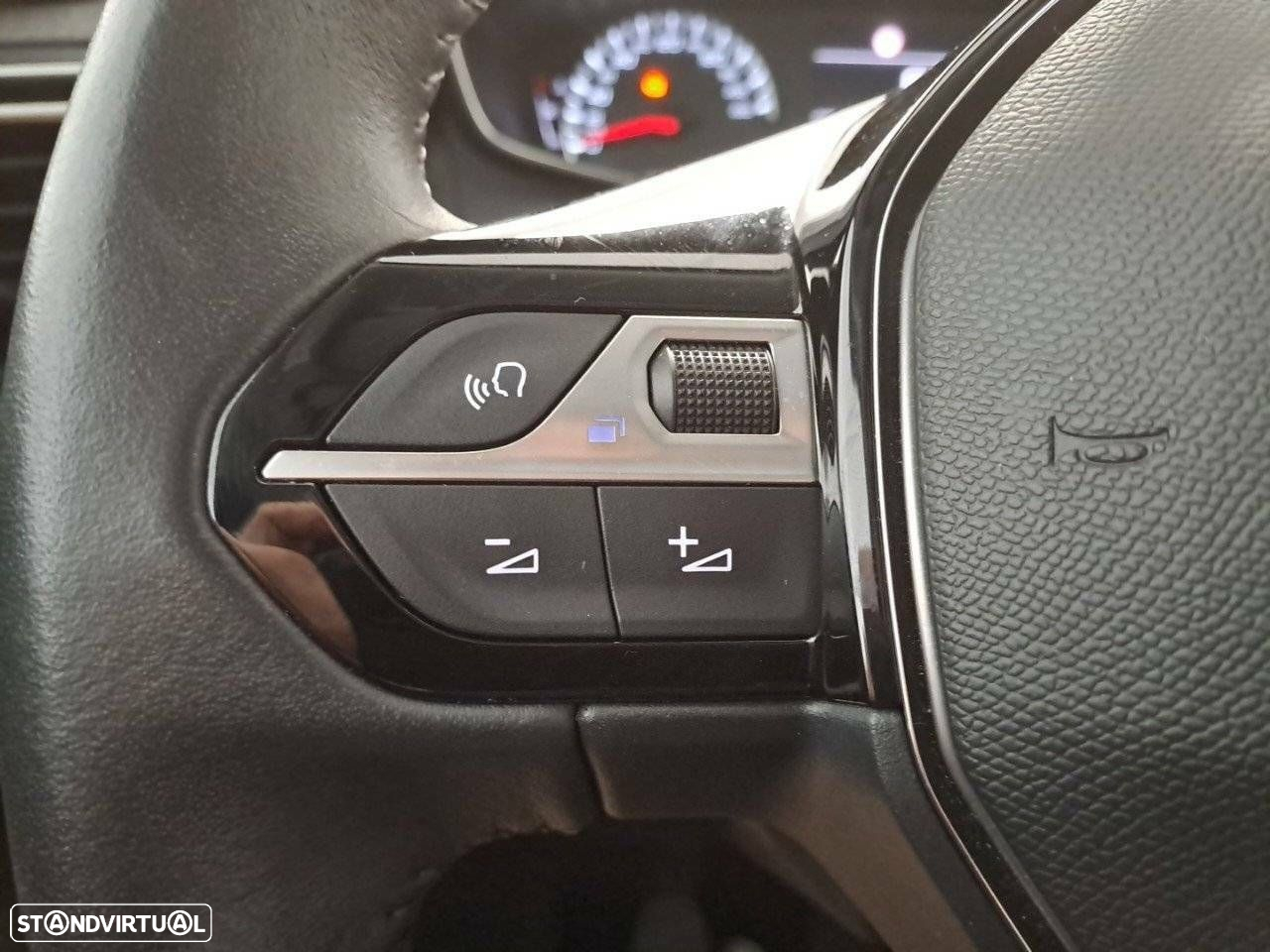Peugeot 2008 1.5 BlueHDi Active Pack - 16