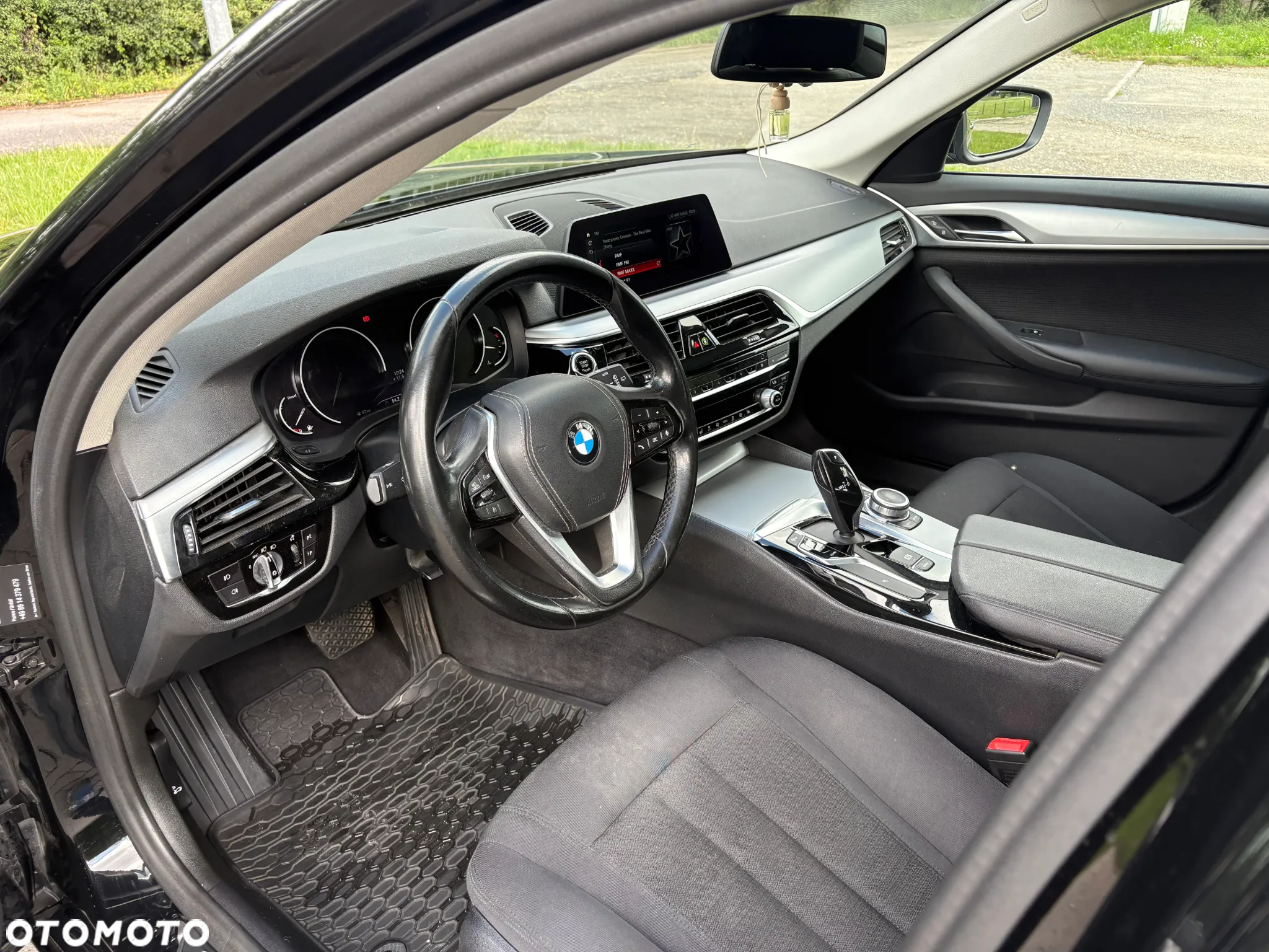 BMW Seria 5 520d Touring - 11