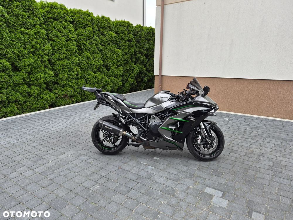 Kawasaki Ninja H2 SX - 14