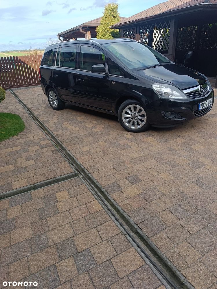 Opel Zafira 1.8 Selection - 1