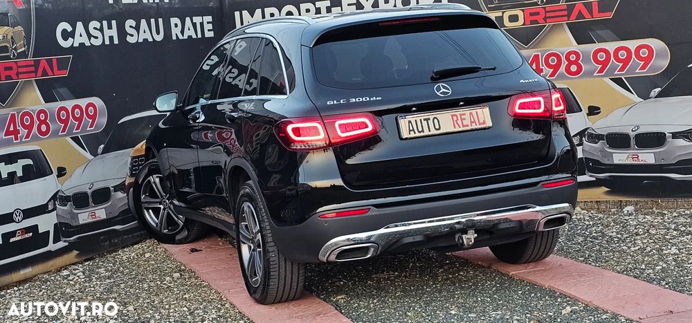 Mercedes-Benz GLC 300 de 4Matic 9G-TRONIC Exclusive - 24