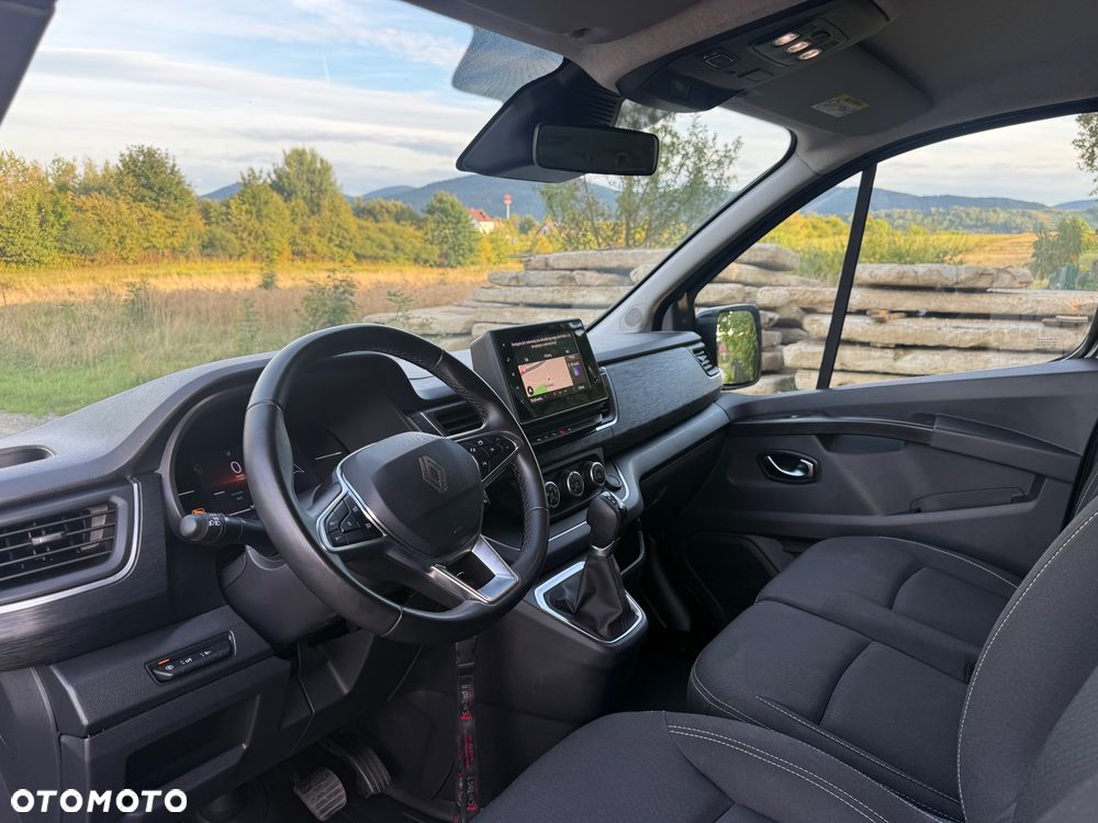 Renault Trafic - 22
