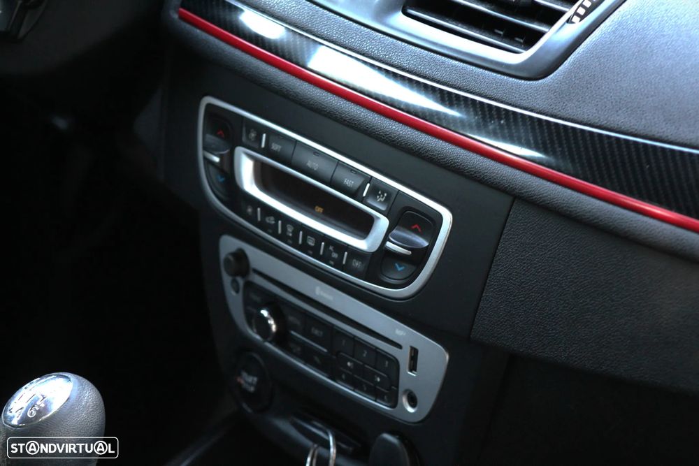 Renault Mégane Sport Tourer 1.5 dCi GT Line SS - 13