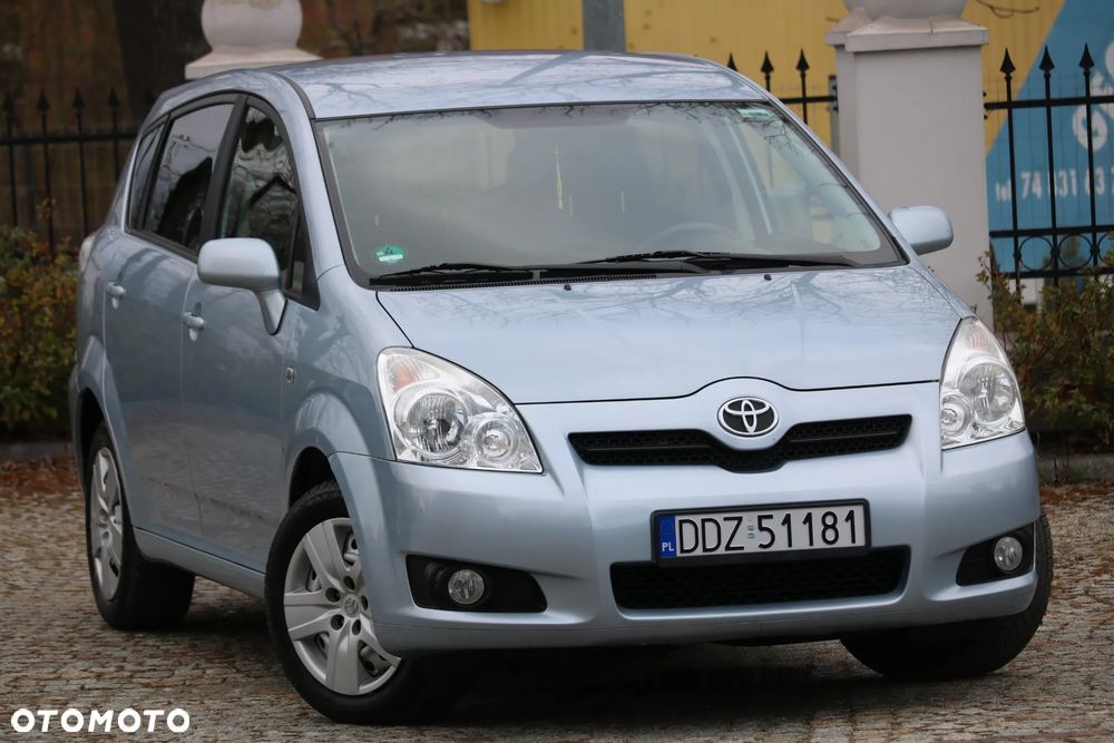 Toyota Corolla Verso - 22