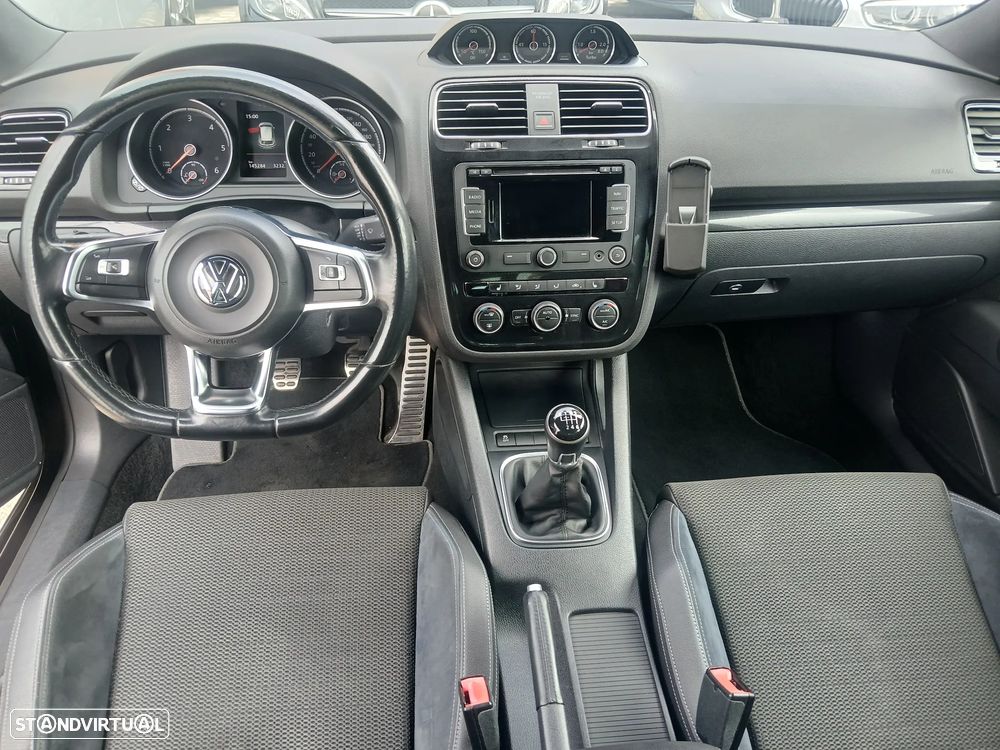 VW Scirocco 2.0 TDI Sport - 17