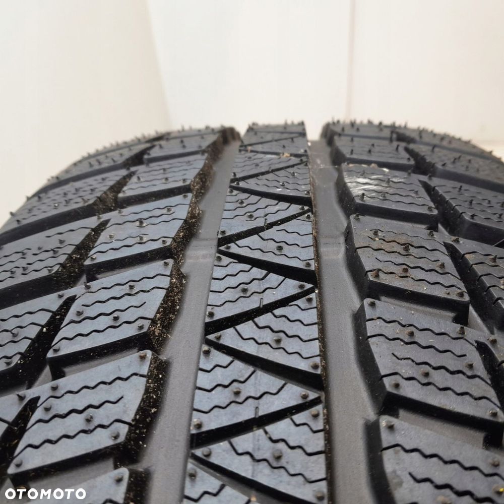 FALKEN EUROWINTER HS449 235/55/18 NIEUŻYWANA - 2