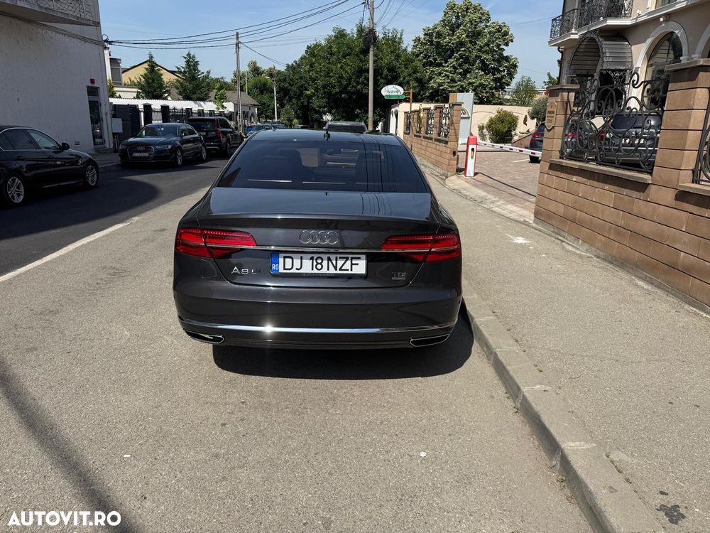 Audi A8 4.2 TDI DPF (clean diesel) quattro tiptronic Lang - 14