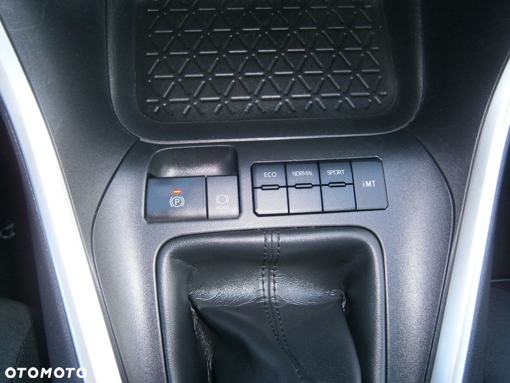 Toyota RAV4 2.0 Comfort 4x2 - 17