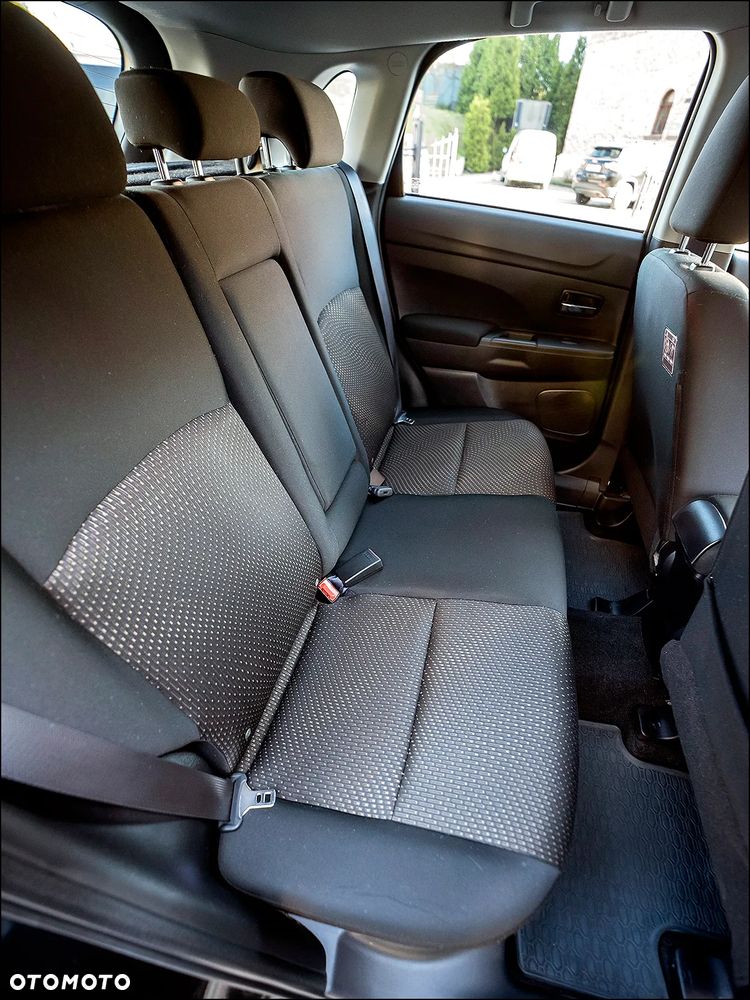 Mitsubishi ASX - 32