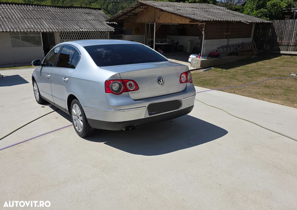 Volkswagen Passat - 5
