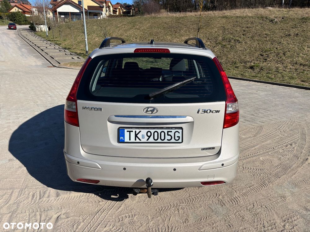 Hyundai i30 1.6 CRDi Premium - 6