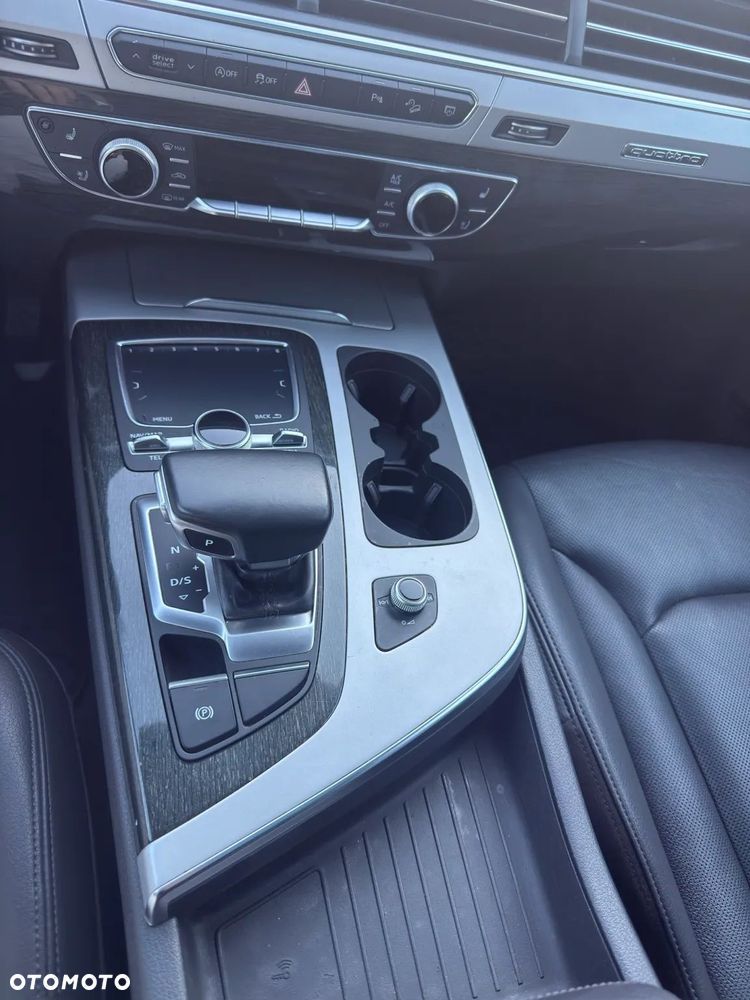 Audi Q7 - 14