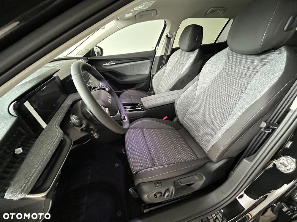 Skoda Superb 2.0 TSI Edition 130 DSG - 13