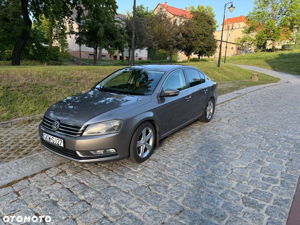 Volkswagen Passat 2.0 TDI Comfortline - 4