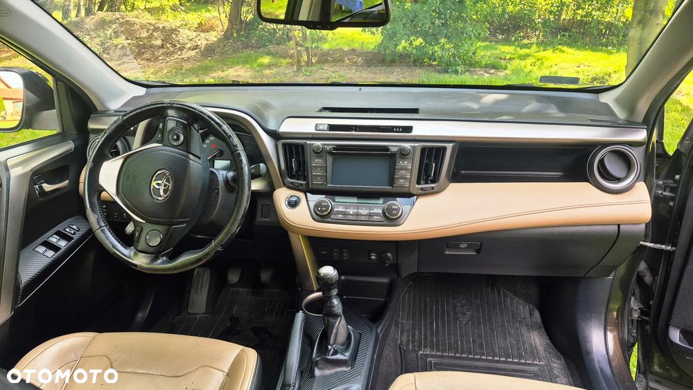 Toyota RAV4 2.0 D-4D Prestige - 10