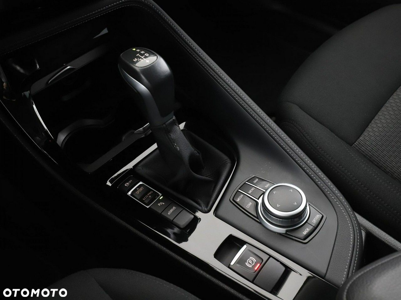 BMW X2 xDrive25e Advantage - 29