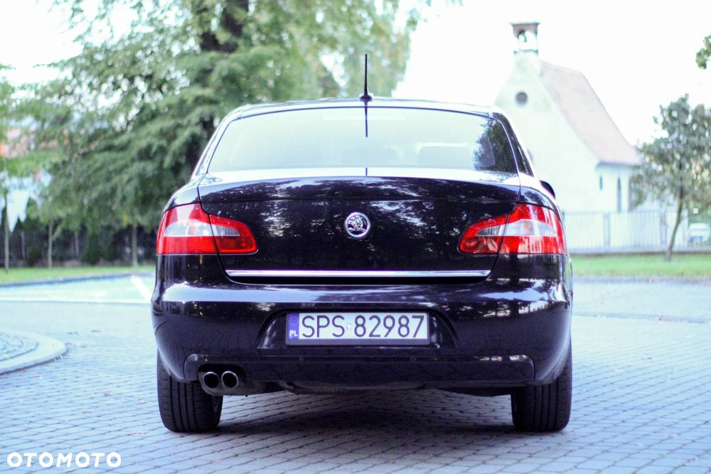 Skoda Superb 2.0 TDI Elegance DSG - 7