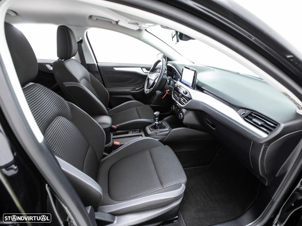 Ford Focus 1.5 TDCi ECOBlue Active - 10