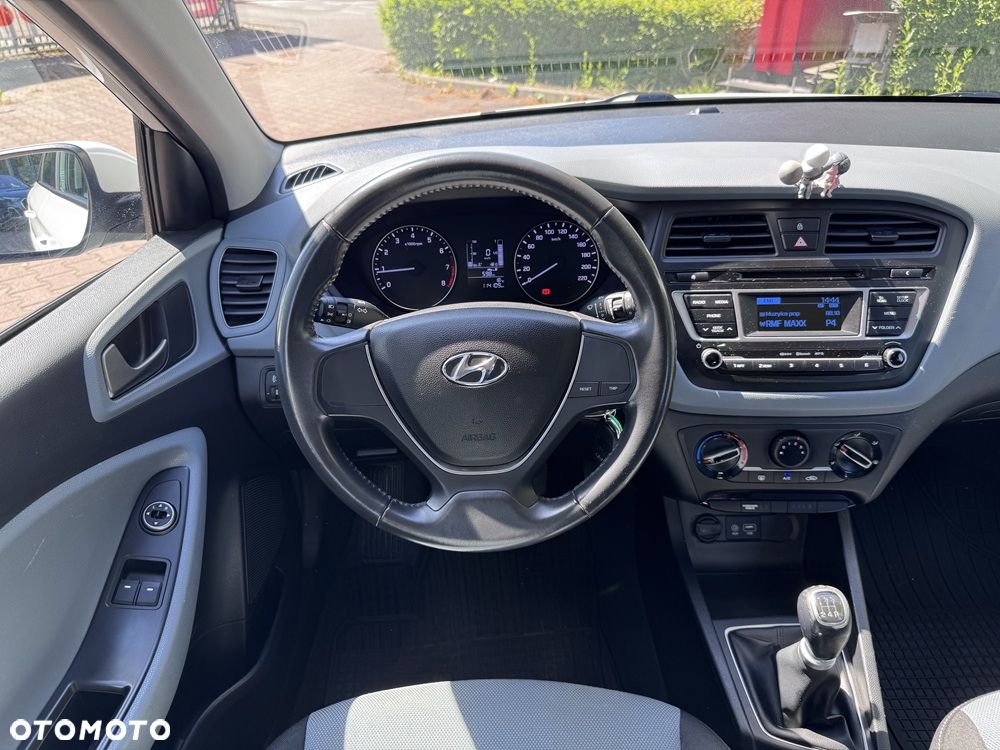 Hyundai i20 1.2 Classic Plus - 11