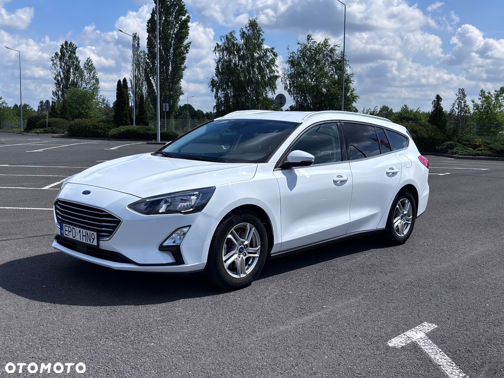 Ford Focus 1.0 EcoBoost Start-Stopp-System COOL&CONNECT DESIGN - 2