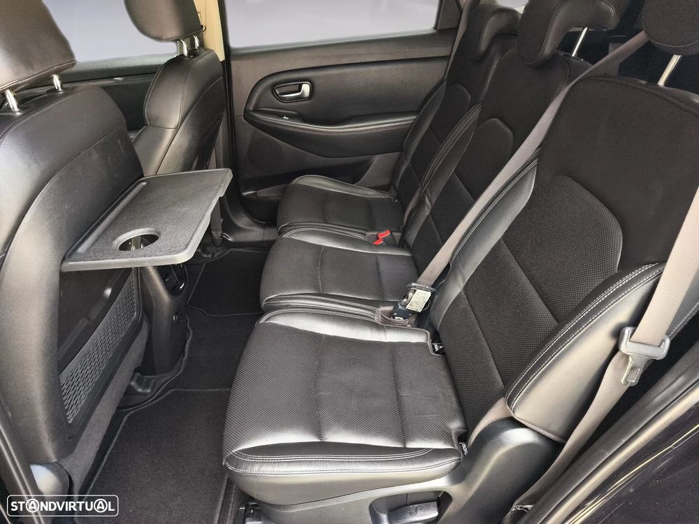 Kia Carens 1.7 CRDi ISG TX - 12