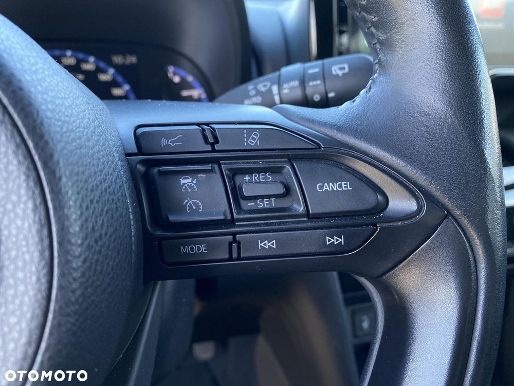 Toyota Yaris Cross Hybrid 1.5 Premiere Edition - 19