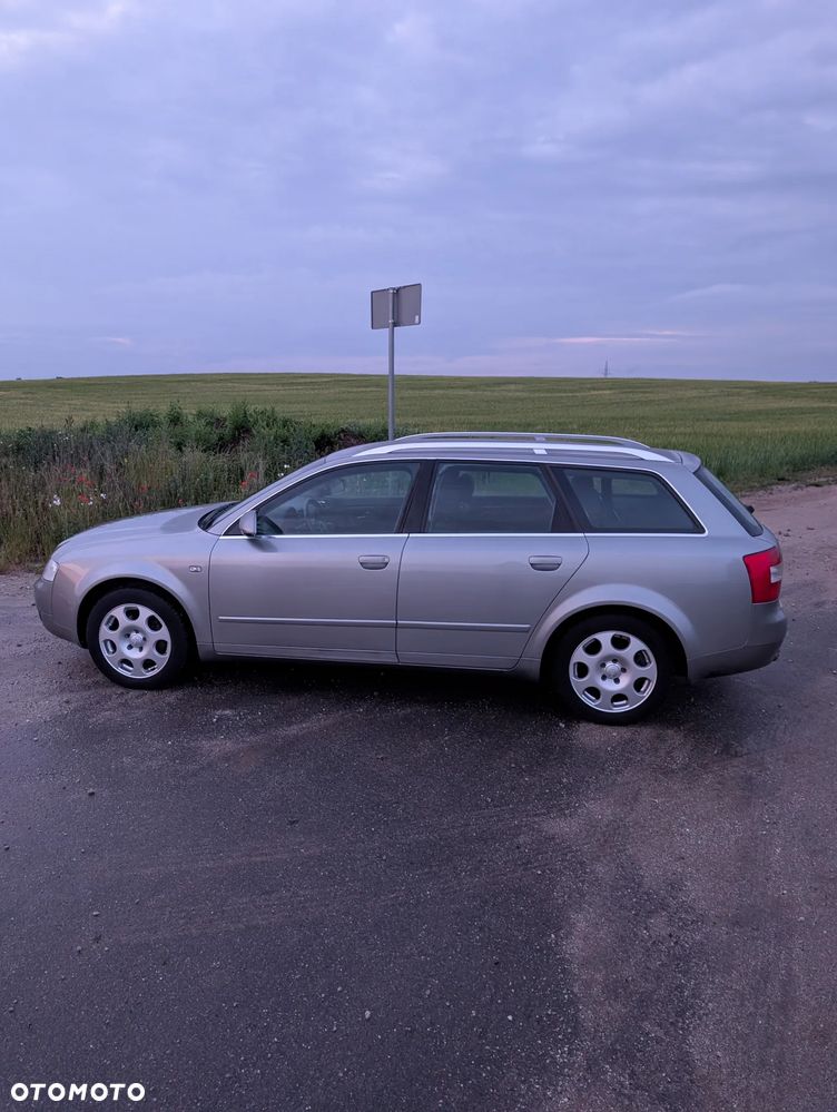 Audi A4 Avant 2 - 7
