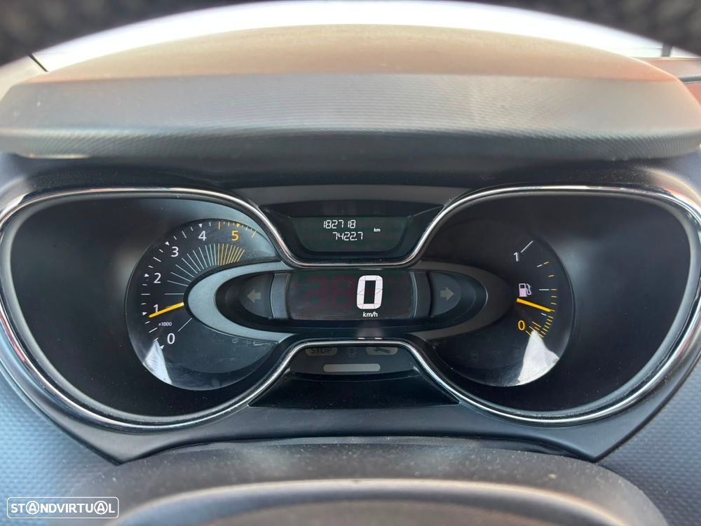Renault Captur 1.5 dCi Exclusive - 27