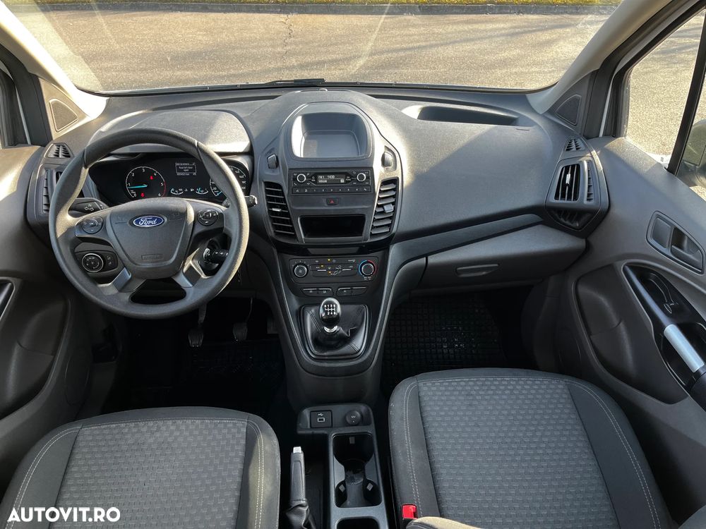 Ford Transit Connect - 12